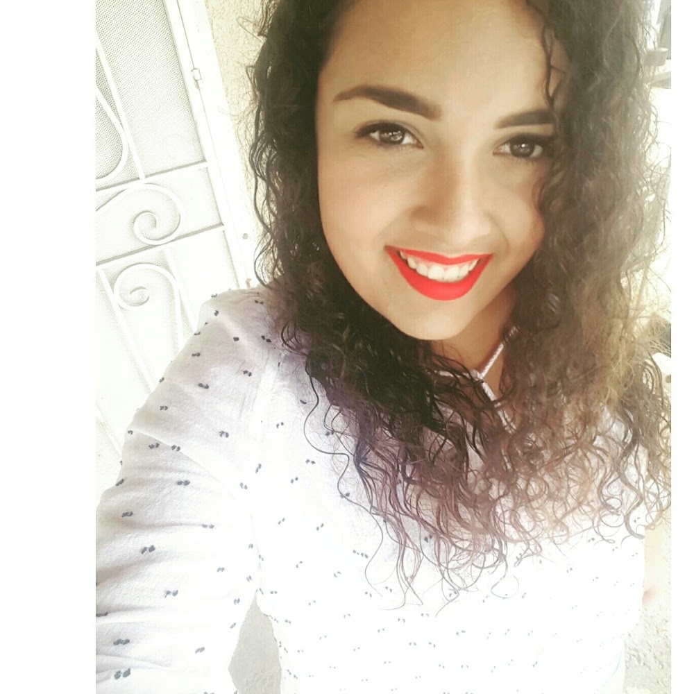 Meet your Posher, Selina